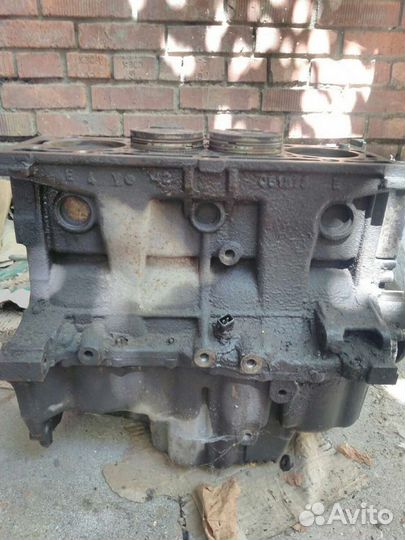 Блок двигателя k4m