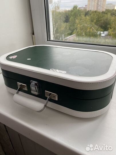 Виниловый проигрыватель