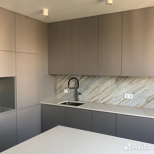 Кухонная мебель на заказ в Солнечнодольске