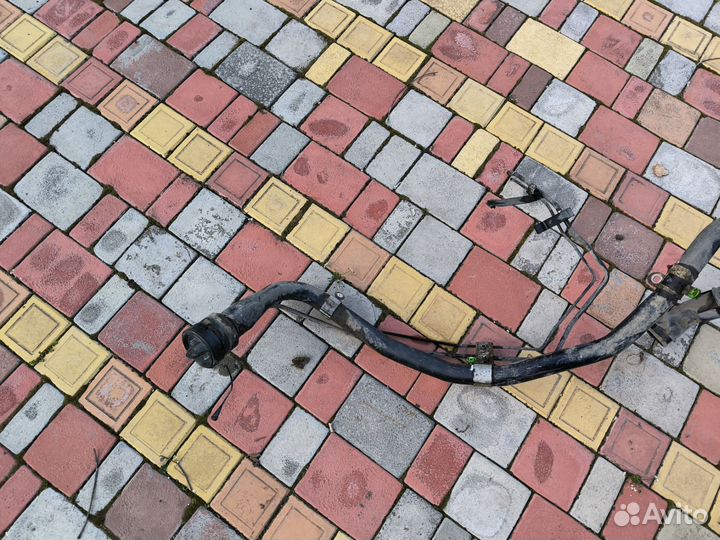 Toyota corolla USA 130 2003 горловина бензобака