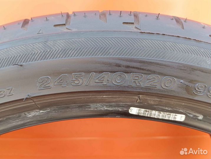 Bridgestone Potenza S001 245/40 R20 99W