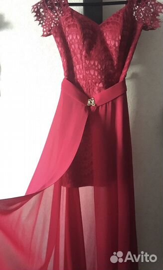 Вечернее платье