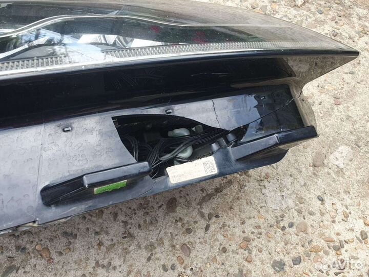 Фары правая jaguar f pace