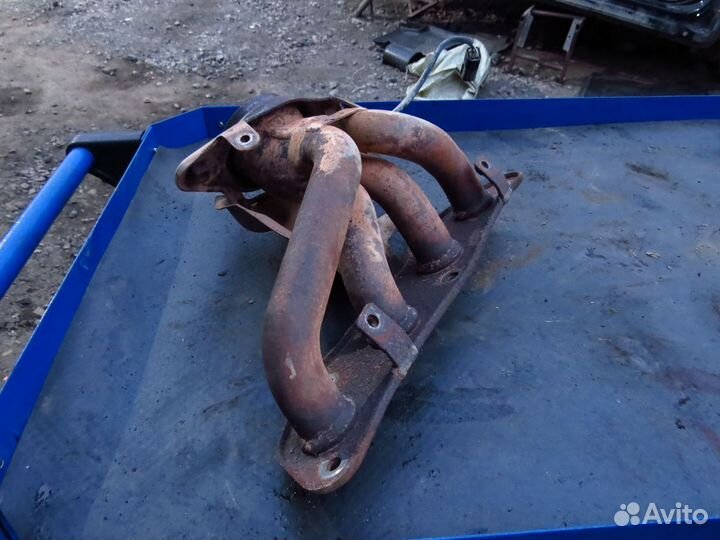 Выпускной коллектор 1.6 hr16de Nissan Tiida (с11)