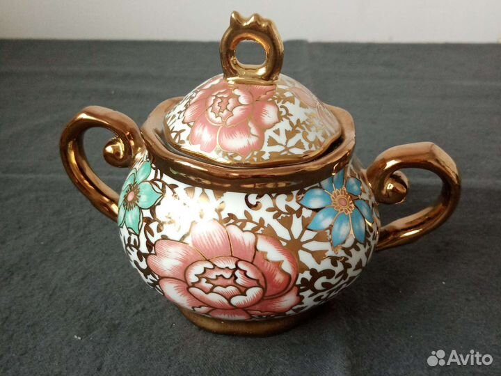 Посуда производство япония