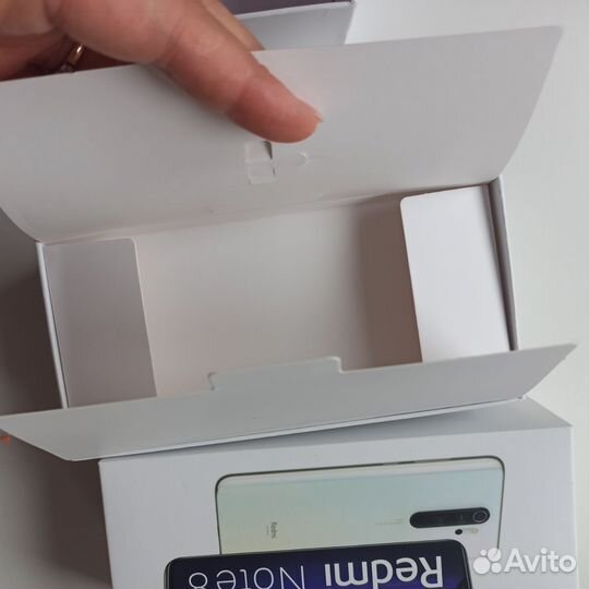 Коробка от телефона Xiaomi 8 pro