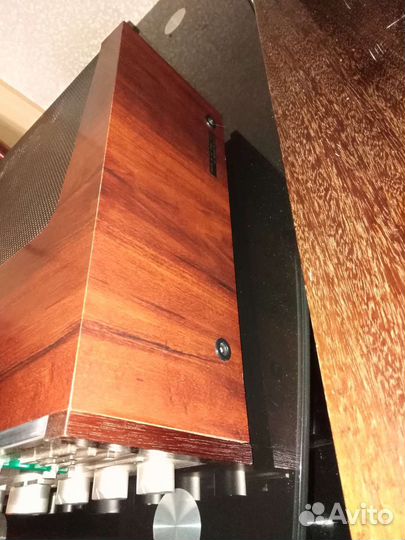 Стерео ресивер marantz SR 8000