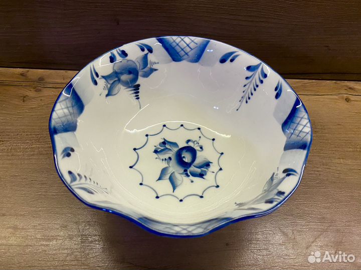 Салатник Гжель