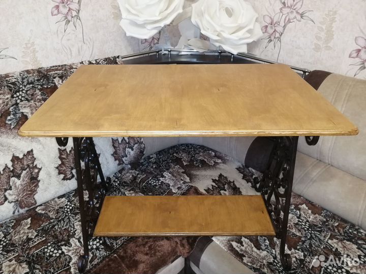 Продам журнальный столик