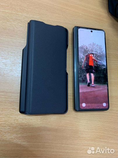 Samsung Galaxy Z Fold3 5G, 12/512 ГБ