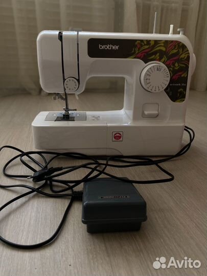 Швейная машинка brother