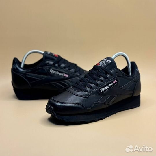 Кроссовки Reebok classic