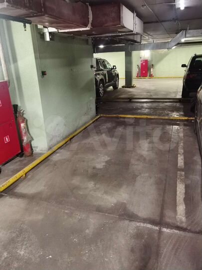 Машиноместо, 13 м²