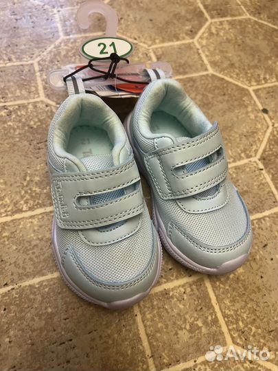 Кроссовки детские 21