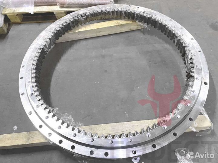 Опорно-поворотный круг R210NLC-9 81N6-00022BG