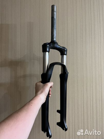 Вилка sr suntour xcm 26