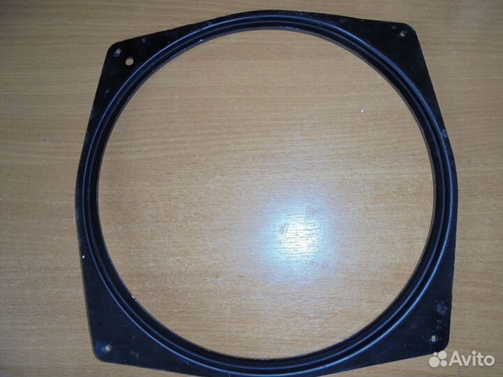 Накладка динамика S90