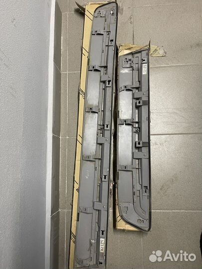 Молдинг двери Sport Design 2 Лексус LX570