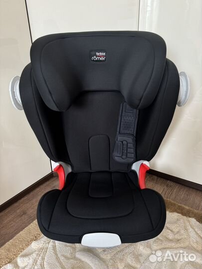 Автокресло Britax Romer Kidfix XP Sict 15-36