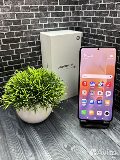 Xiaomi 13T, 8/256 ГБ