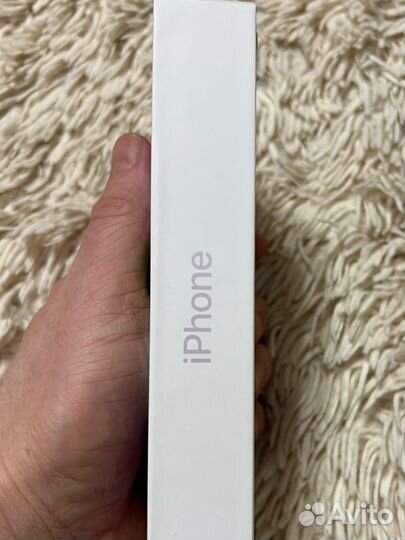 iPhone 14, 256 ГБ