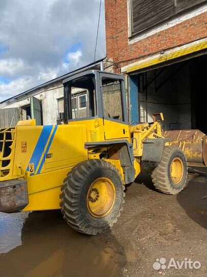 Фронтальный погрузчик Komatsu WA180-3 Active, 1998