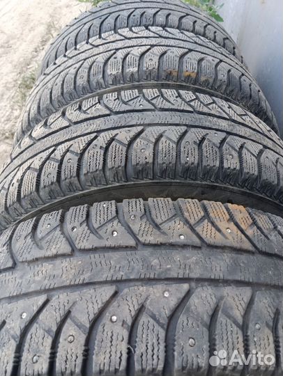 Bridgestone Ice Cruiser 7000 185/65 R15