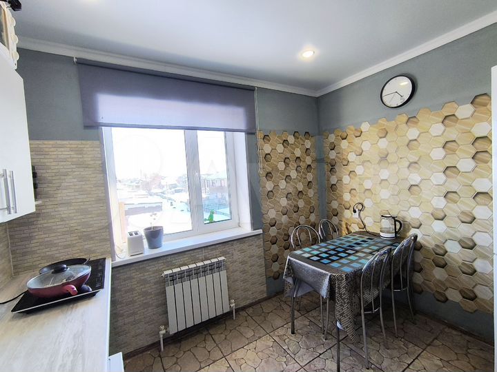 2-к. квартира, 58,3 м², 3/3 эт.