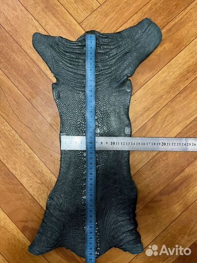 Кожа с лап страуса