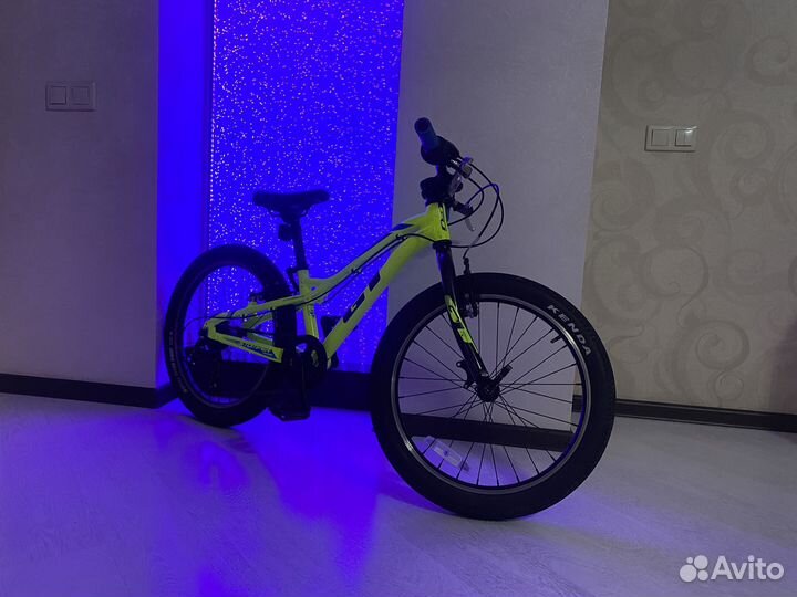 Велосипед GT Stomper Prime 20