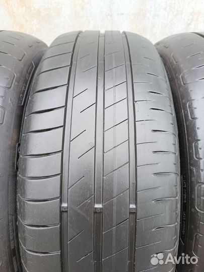 Goodyear EfficientGrip Performance 195/65 R15