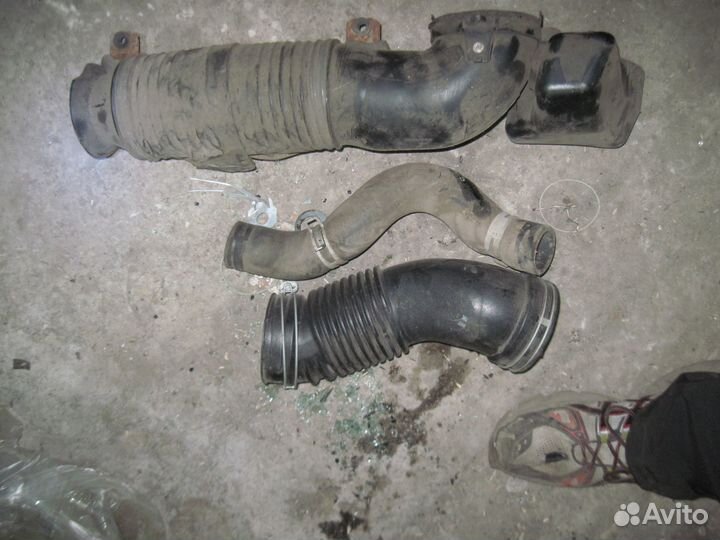 Патрубок воздушного фильтра toyota lexus