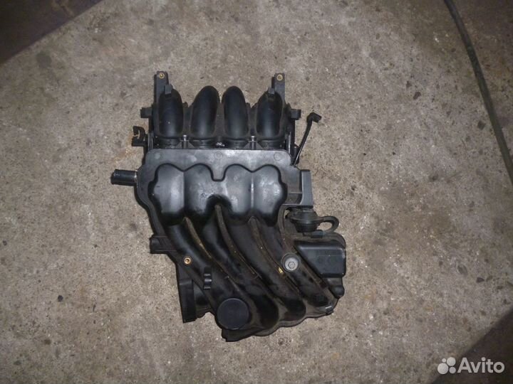 Коллектор впускной VW Golf IV/Bora 1997-2005