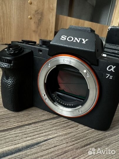 Фотоаппарат Sony a7 ii (body) + аккумуляторы