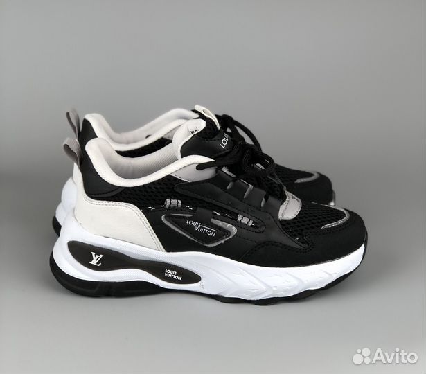 Кроссовки для подростков 38, 40 LV