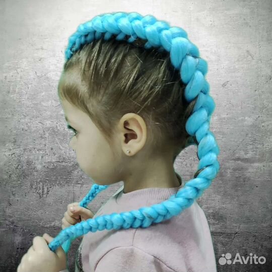 Плетение кос с канекалоном