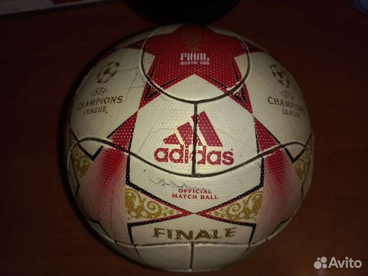 Футбольный мяч adidas лига чемпионов 2008
