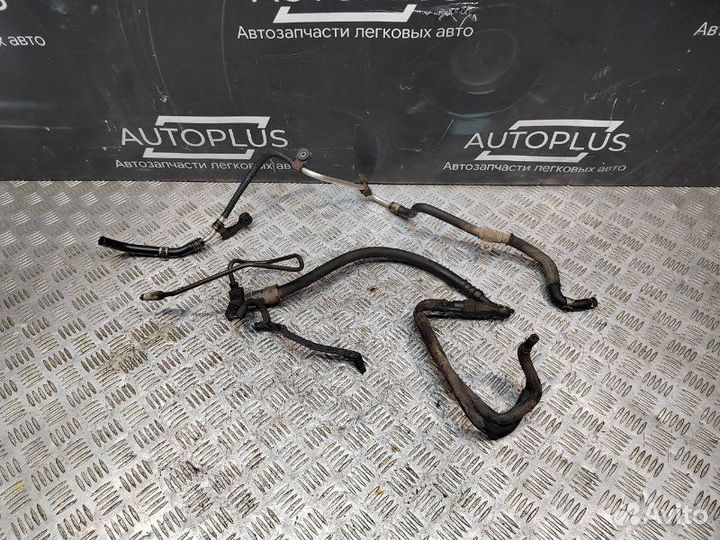 Трубки гур Nissan Almera Tino универсал 2001