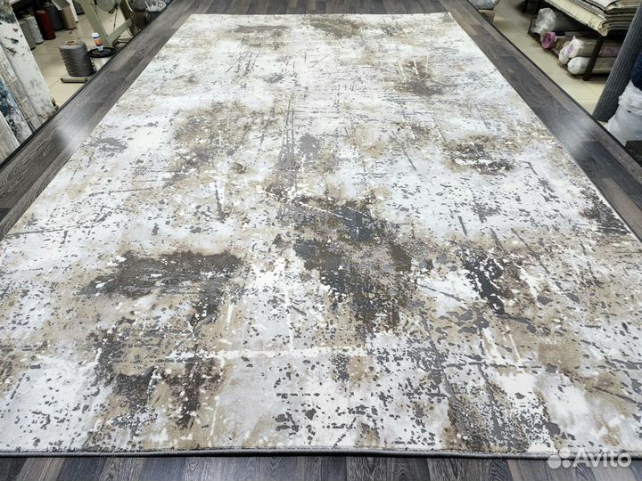 Ковёр 2.4х4 Новый