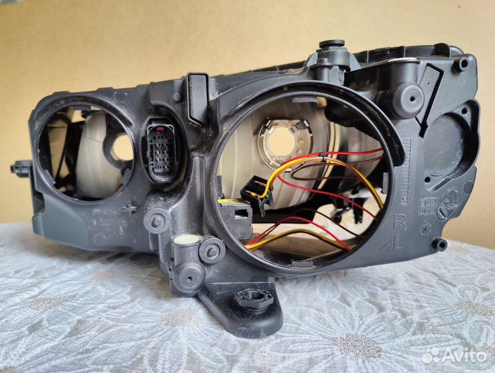 Оригинальная фара skoda octavia a7