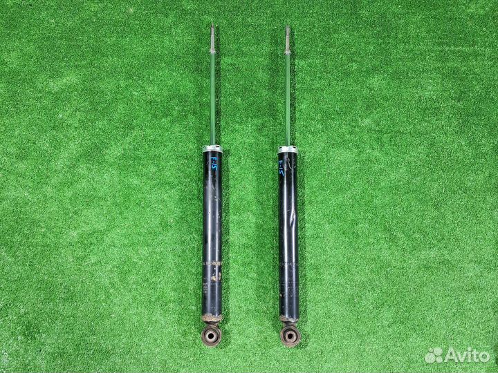 Амортизатор задний Ниссан Жук F15