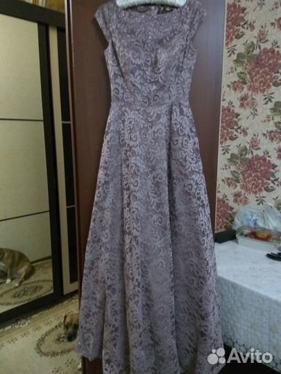 Продам платье