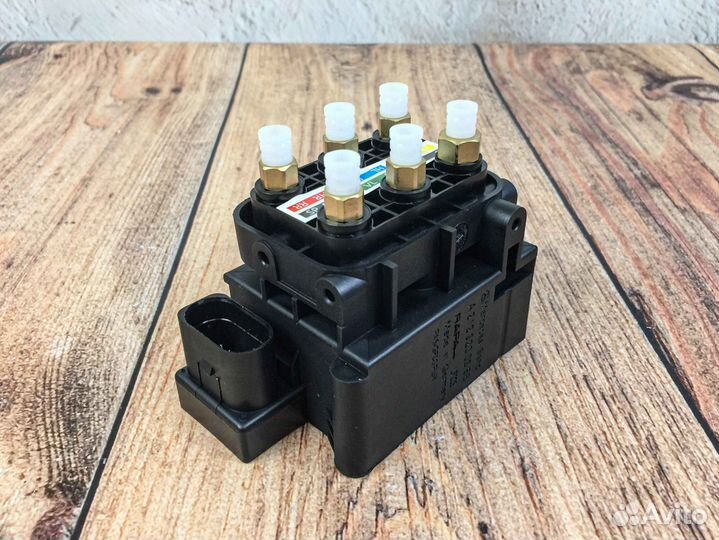 Блок клапанов для Mercedes-Benz A2513200058