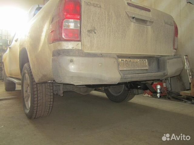 Фаркоп Toyota Hilux 2015 (revo)