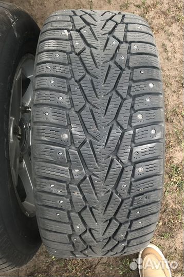 Nokian Tyres Hakkapeliitta 7 235/35 R19