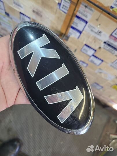 14-20 Соренто прайм Эмблема передняя Sorento Prime