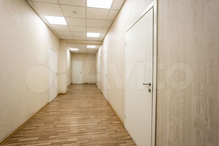 Офис, 200 м²