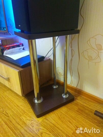 Стойки под колонки. напольные. 50 см