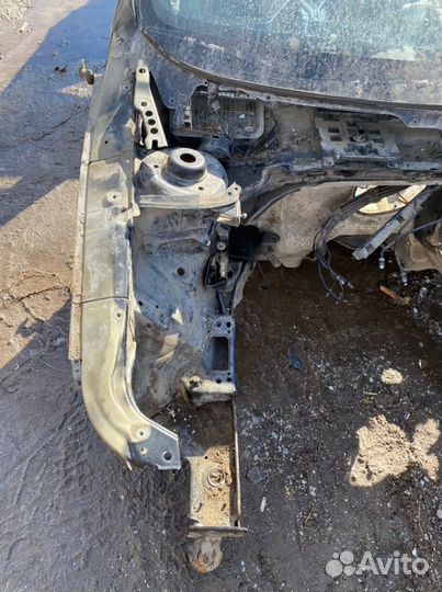 Лонжерон передний правый Skoda Superb универсал