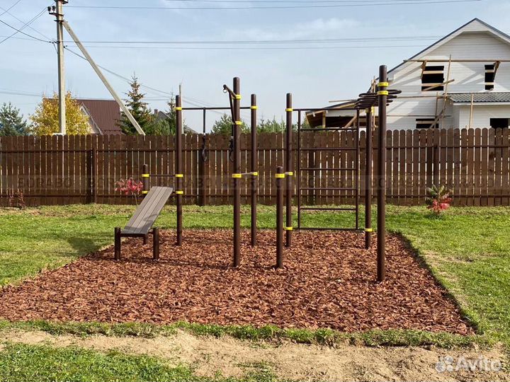 Спортивный уличный комплекс